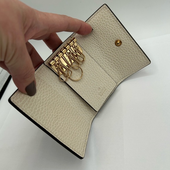 Authentic Gucci Marmont Key case/ key holder - Picture 5 of 14